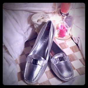 Shoes 7B
